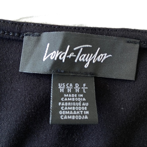 LORD & TAYLOR BLACK SHORT SLEEVE TSHIRT WITH TWIST DETAIL AT NECKLINE, MEDIUM - Picture 4 of 5